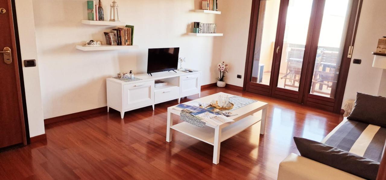 Ancora Apartment クアルトゥ・サンテーレナ エクステリア 写真
