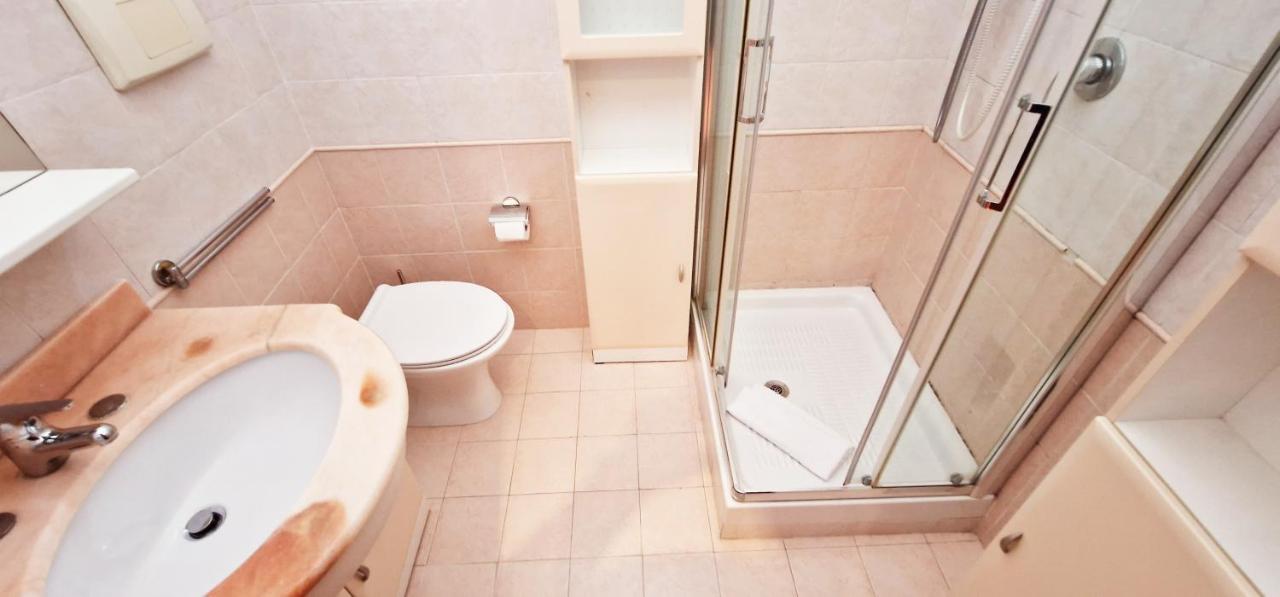 Ancora Apartment クアルトゥ・サンテーレナ エクステリア 写真